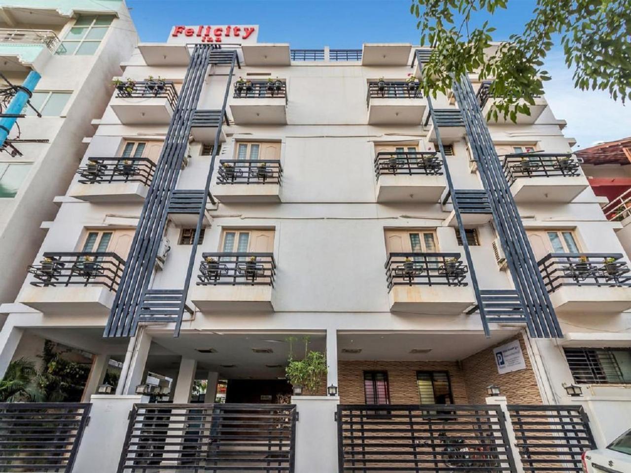 Hotel Felicity Inn Egl By Sky Stays Bangalore Exterior foto